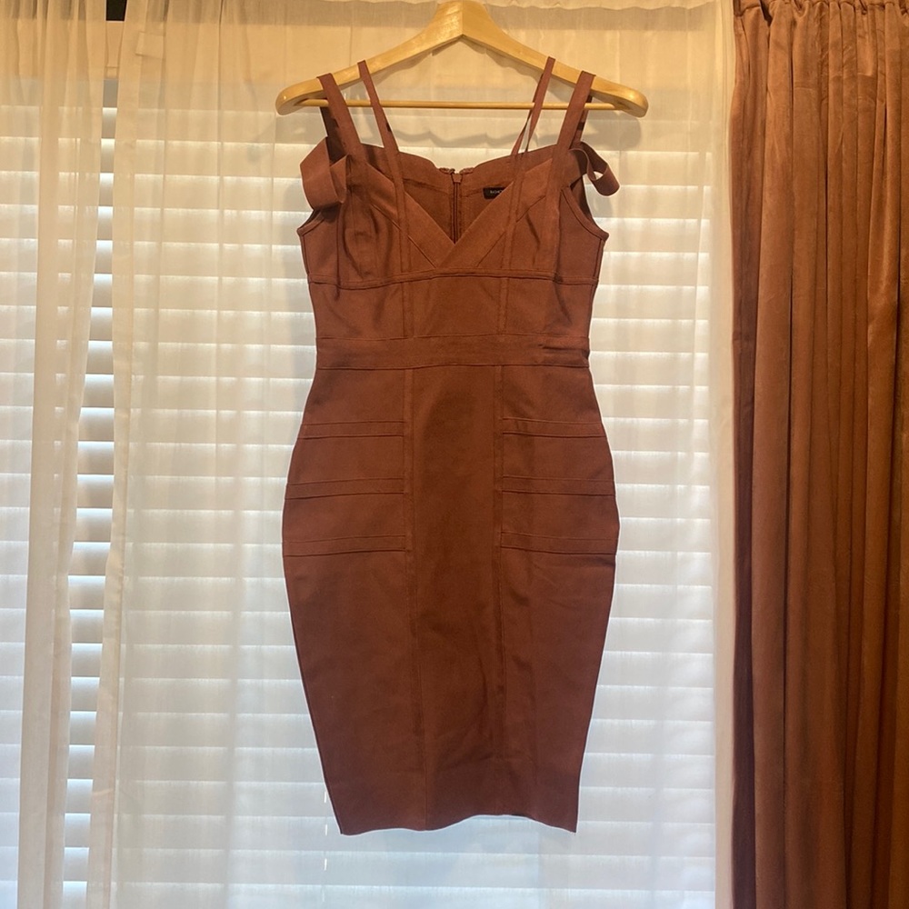 Mauve body on dress